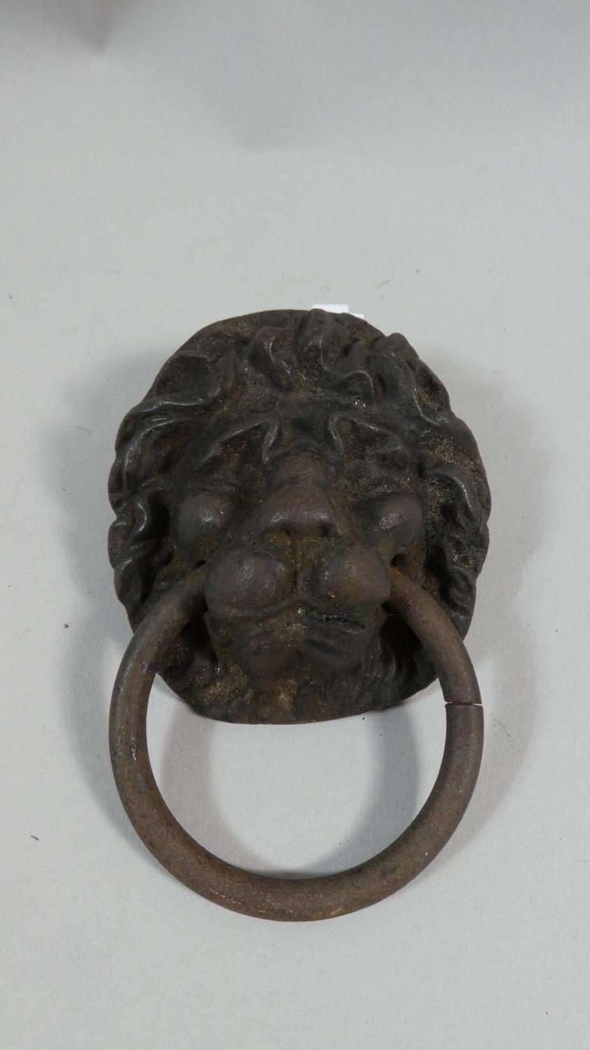 A Small Victorian Cast Metal Lion Mask Furniture Carrying Handle, 7.5cm High