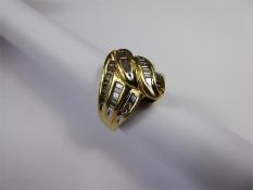 A Vintage 18ct Gold and Diamond Dress Ring