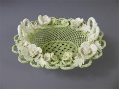 A Porcelain Lattice Basket