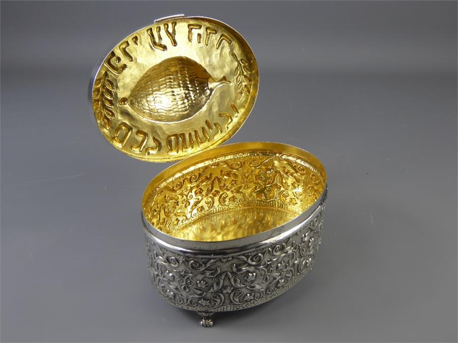 A Sterling Silver Israeli Etrog Box - Image 2 of 3