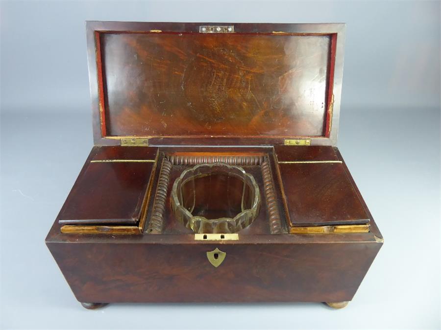 A Late Georgian Mahogany Tea Caddy - Image 3 of 5