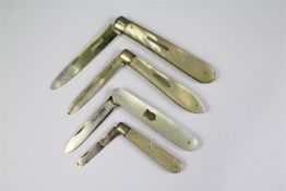 Four Silver Hallmarked Mother of Pearl Fruit Knives.