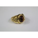 A Gentleman's Yellow-Metal Tiger's Eye Ring