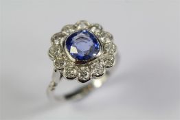 A Lady's 18ct Yellow Gold Sapphire & Diamond Ring
