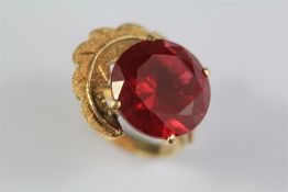 A 14ct Yellow Gold Red Stone Ring