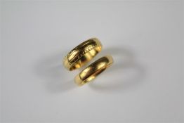 A Vintage 18ct Gold Wedding Band