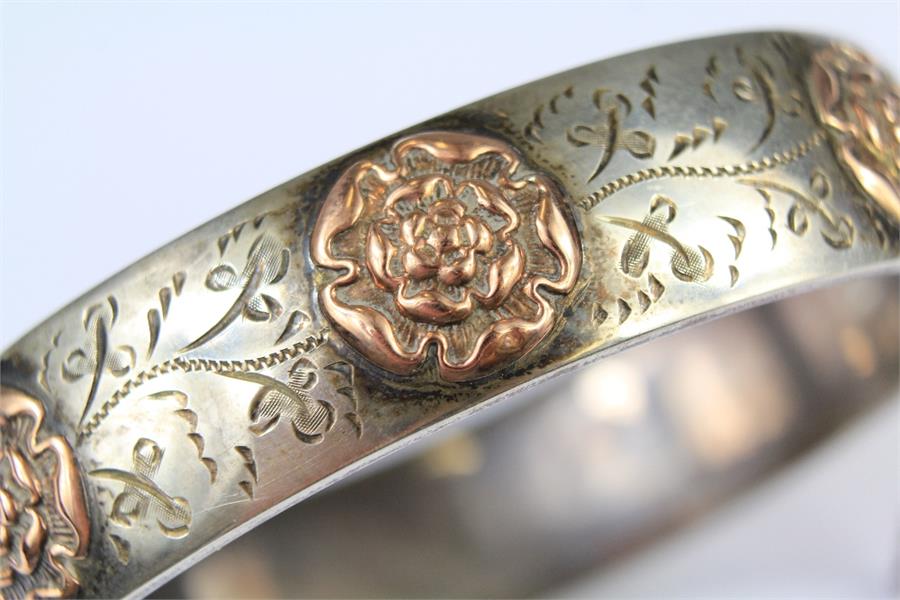 A Lady's Silver Bracelet - Image 2 of 2