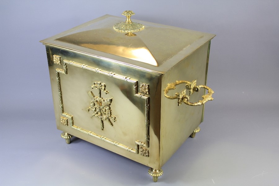 A Victorian Polished Brass Coal Box - Image 2 of 3
