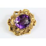 A Victorian 14/15ct Oval Amethyst Brooch