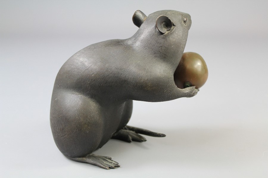 A Meiji Period Japanese Bronze Rat - Image 3 of 5