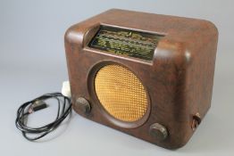 A Bakelite Valve DAC90 Table Radio