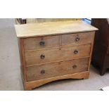 An Oak Arts & Crafts Chest of Drawers