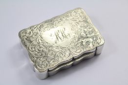 An Early 20th Century Silver Snuff Box