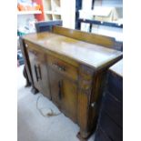 1930s CARVED SIDBOARD WITH 2 DOORS & 2 DRAWERS