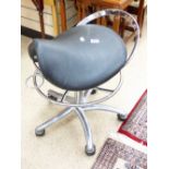 SADDLE STOOL