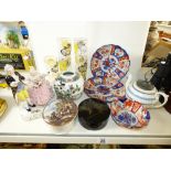 MIXED LOT INCLUDING RETRO GLASSES & ORIENTAL STYLE CERAMICS