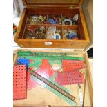 WOODEN BOX OF VINTAGE MECCANO