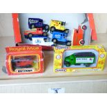 QUANTITY OF MODEL/TOY CARS INCLUDING CORGI