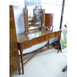 4 DRAWER DRESSING TABLE WITH TRIPLE MIRROR