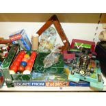 QUANTITY OF VINTAGE TOYS & GAMES INCLUDING BOXED SNOOKER & POOL BALLS