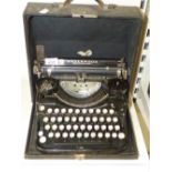 UNDERWOOD STANDARD 4 BANK KEY BOARD TYPEWRITER