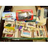 QUANTITY OF BOXED MODEL CARS INCLUDING LLEDO