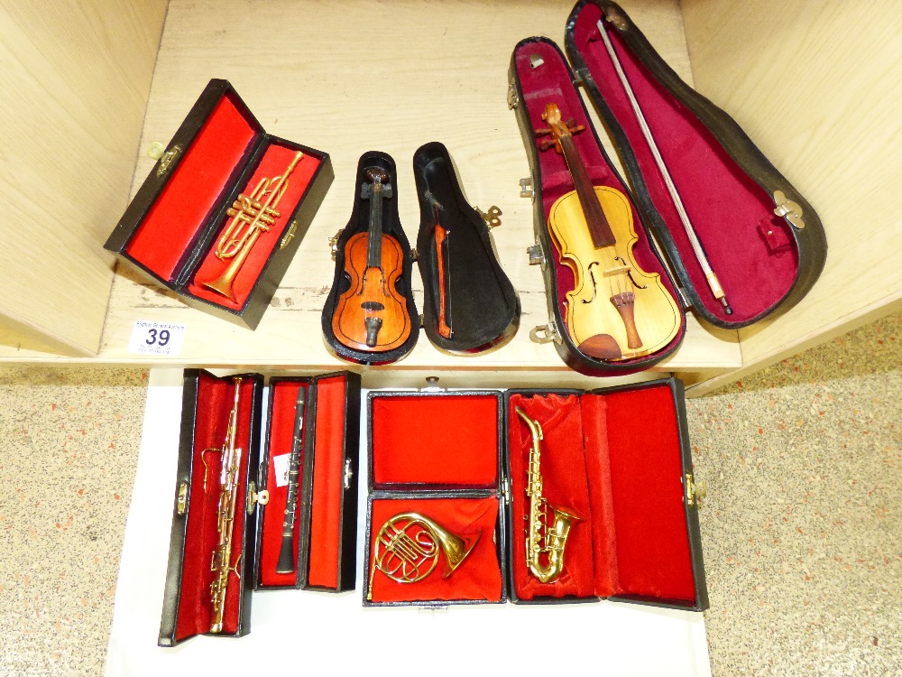 COLLECTION OF BOXED MINIATURE MUSICAL INSTRUMENTS