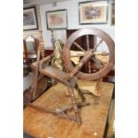 VINTAGE WOODEN SPINNING WHEEL