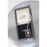 ANTIQUE 9 CT GOLD BROOCH SET WITH A FRESHWATER PEARL & SURROUNDED BY DIAMONDS 9.59 GRAMS