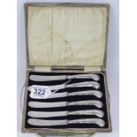 BOXED SET OF 6 HALL MARKED SILVER HANDLED BUTTER KNIVES