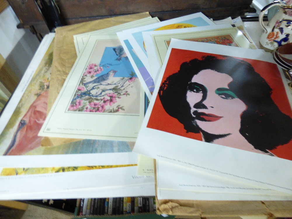 QUANTITY OF PRINTS INCLUDING ANDY WARHOL AND HOSSEINI - Image 4 of 5