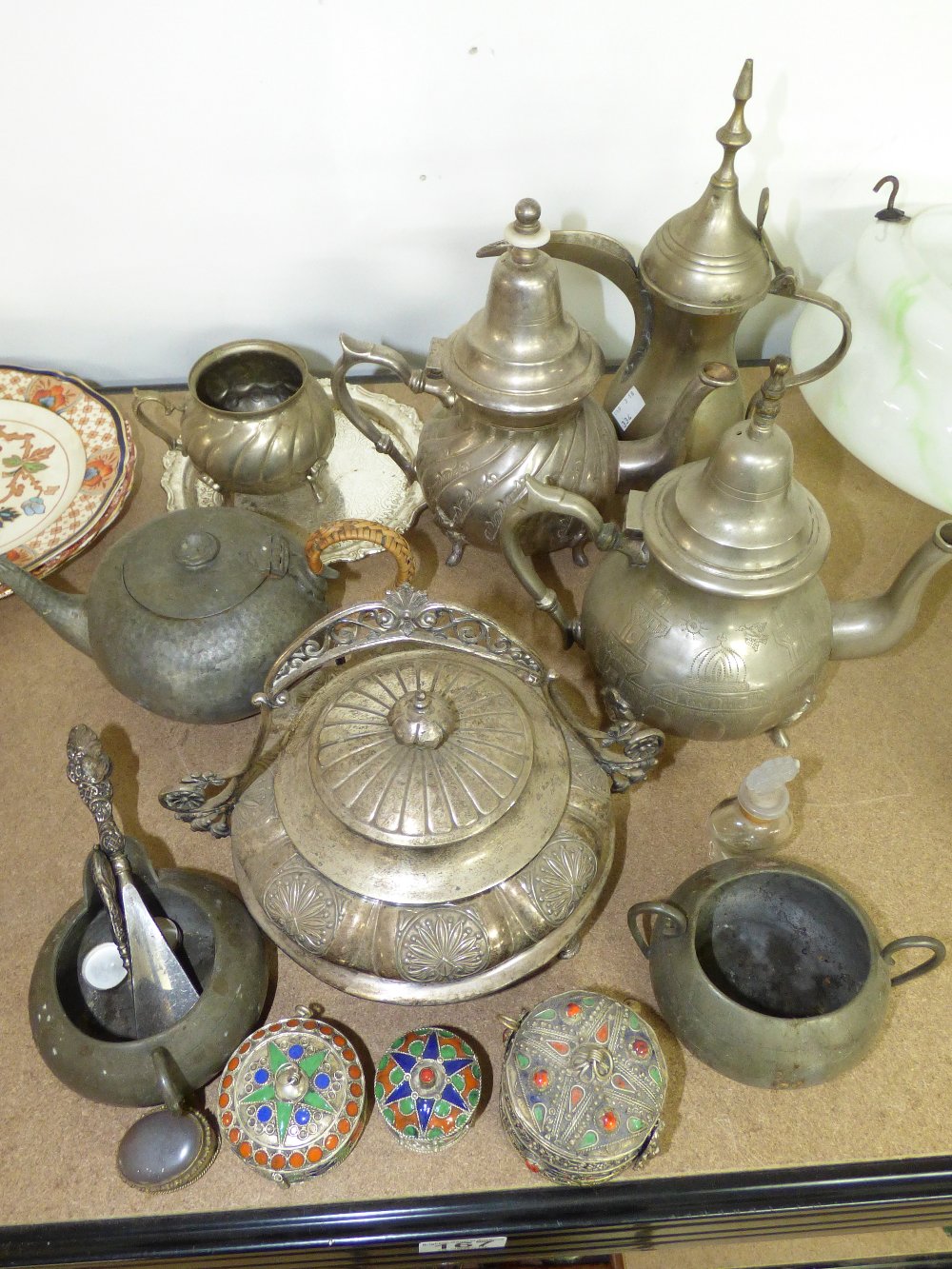 QUANTITY OF EASTERN METAL ITEMS - Image 2 of 2