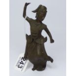 A FINE 19th CENTURY BRONZE OF A DANCING ASIAN WOMAN WEARING TRADITIONAL COSTUME 15 cms