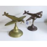 2 X BRASS AIRPLANES ON STANDS
