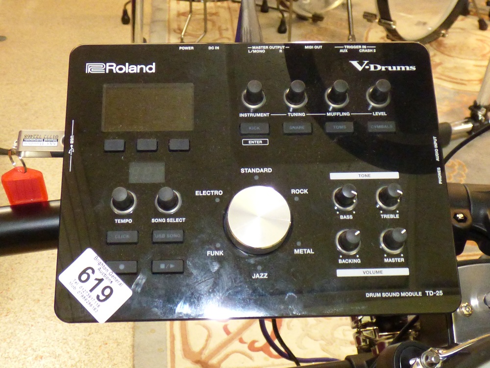 ROLAND V-DRUM ELECTRIC DRUM KIT, PREVIOUSLY OWNED BY THE PIRANHAS DRUMMER RICHARD ADLAND ( DICK - Image 3 of 14
