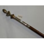 WALKING STICK WITH METAL FIGURE OF A LADY HANDLE