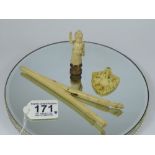 PAIR OF VICTORIAN IVORY GLOVE STRETCHERS + 2 X OTHERS