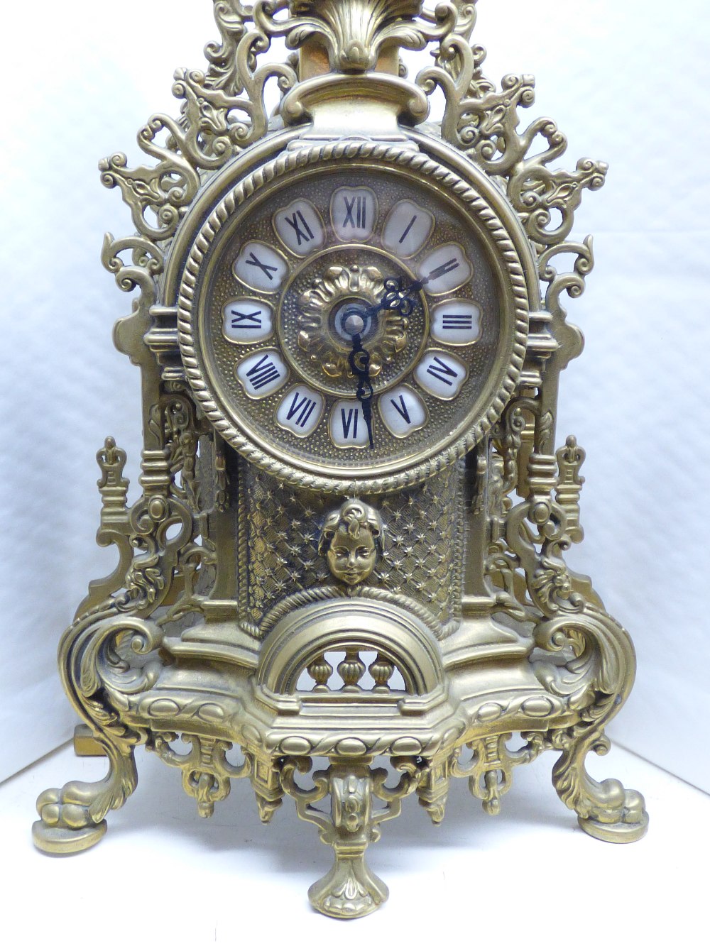 BRASS CASED MANTEL CLOCK - Image 2 of 4