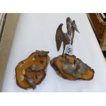 2 X METAL & WOOD DISPLAY ITEMS WITH BIRDS