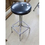 CHROME RETRO STOOL WITH SWIVEL TOP