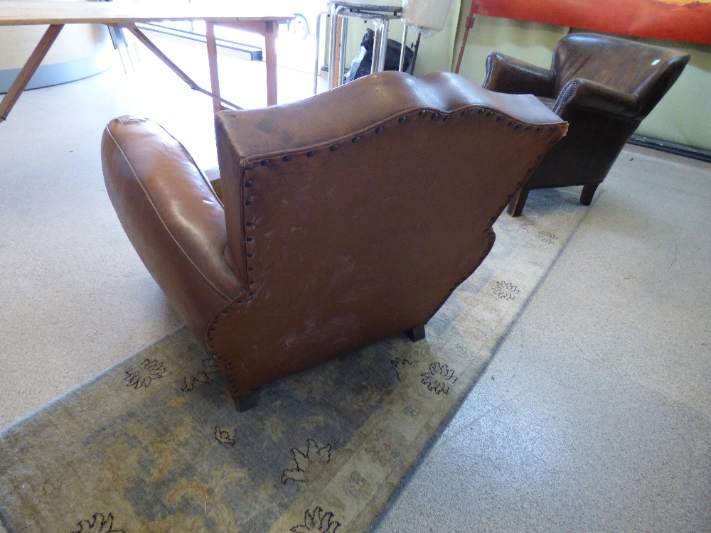 VINTAGE MOUSTACHE LEATHER CLUB CHAIR - Image 3 of 4