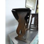 ARTS & CRAFTS SMALL OAK GATE LEG TABLE