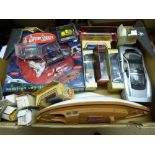 TOYS & COLLECTABLES INCLUDING DIE CAST CARS & DOCTOR WHO ITEMS