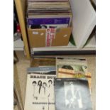 QUANTITY OF ALBUMS / VINYL INCLUDING THE BEACH BOY