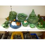 LARGE QUANTITY OF CABBAGE WARE INCLUDING CRUETS