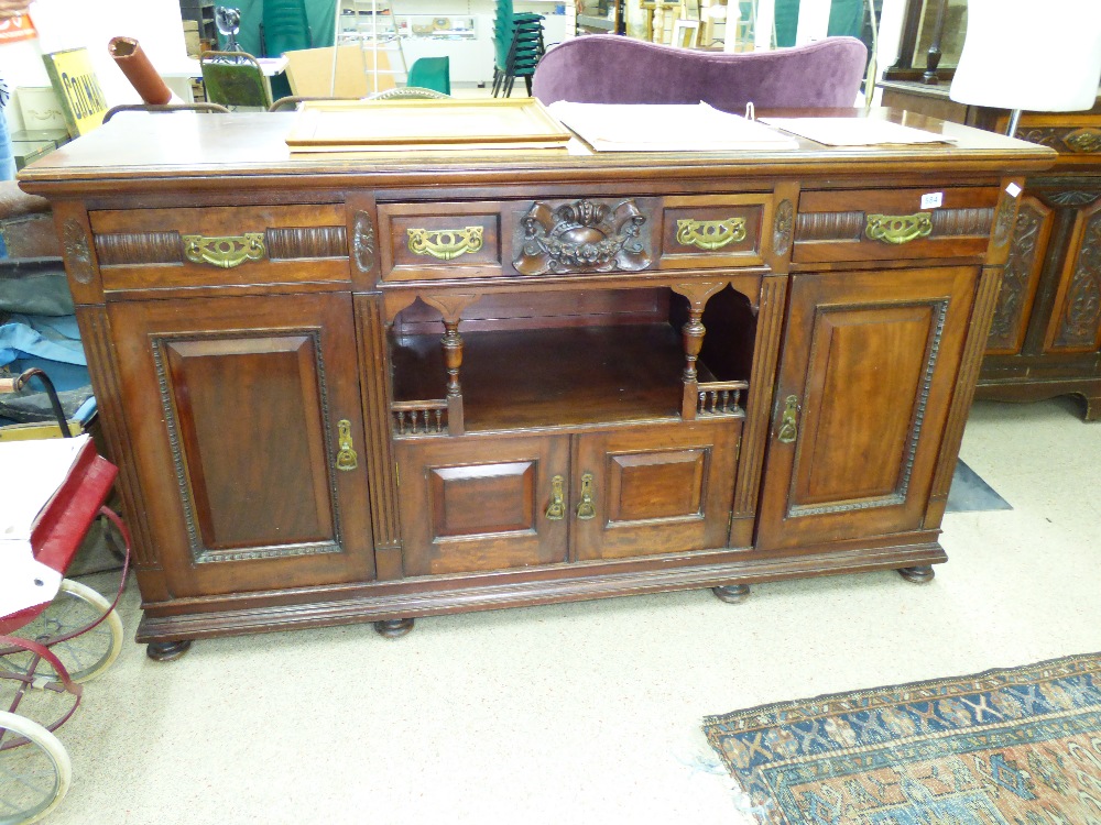 T SIMPSON & SONS HALIFAX LARGE SIDEBOARD