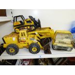 QUANTITY OF TONKA TOY CONSTRUCTION VEHICLES