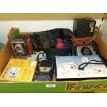 QUANTITY OF VINTAGE CAMERAS, INCLUDING HALINA, ENS