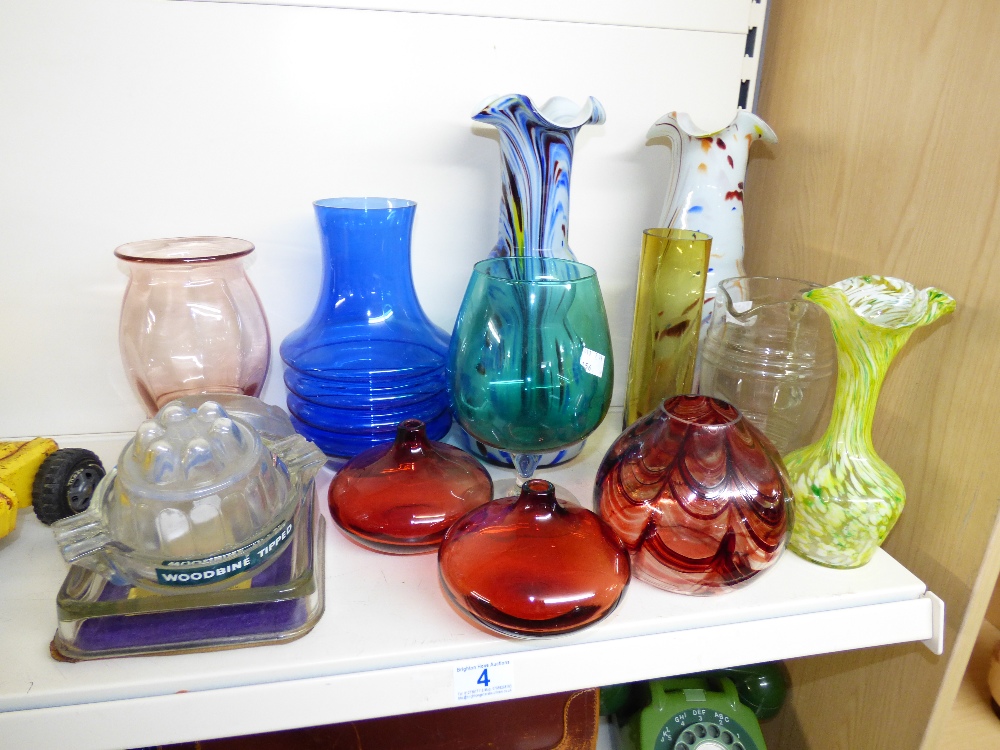 QUANTITY OF RETRO GLASS VASES + ADVERTISING ASHTRA