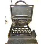 CORONA SPECIAL PORTABLE TYPEWRITER